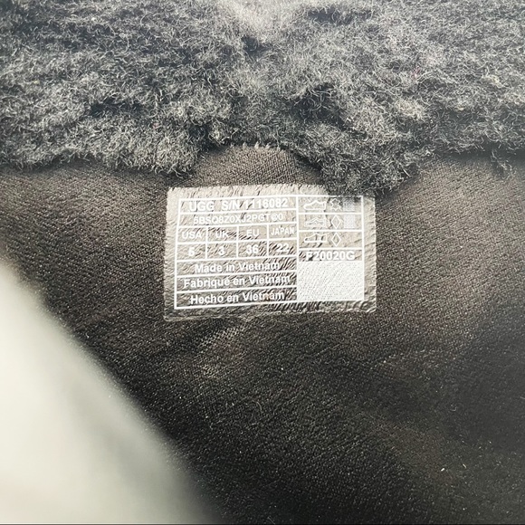 Ugg Elisiana Leather Boots in Black Size 5 - Picture 8 of 9